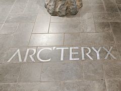 -ARC'TERYX始祖鸟(北京王府中环店)