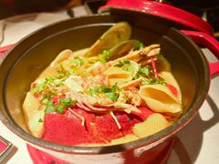 -弦月窗LUNETTE BY AMANDA(复兴路店)