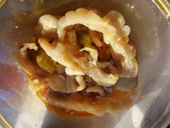 网红酸辣鸡爪-昌勝香港深井烧鹅(新年华店)