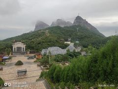 -黄金寨原生态旅游区