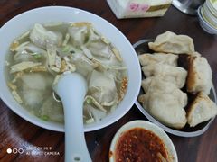 -黄阿姨锅贴大王(万航渡路店)