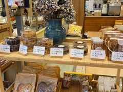 -提亚烘焙·手作面包·生日蛋糕(七星店)