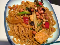 -柳喜辣·烧烤酒局(跃进总店)