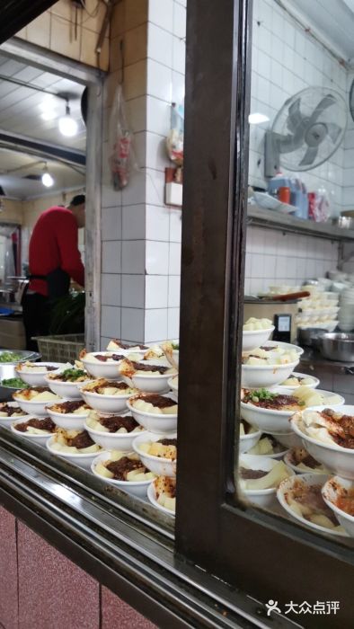 洞子口张老二凉粉(文殊院店)自助取餐区图片