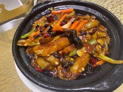 -老码头黑皮肘子锅包肉(赣水路店)