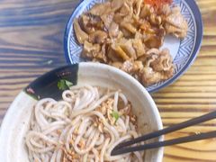 -再回首鸡肉米线(人民路一店)