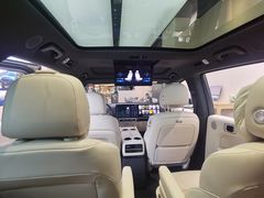 -理想汽车(世纪汇店)