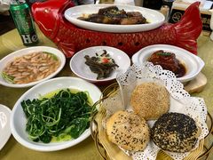 无锡排骨-二泉园老菜馆·百年无锡菜