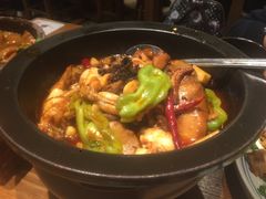 -云海肴·汽锅鸡·云南菜(天山百盛优客店)