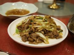 葱爆羊肉-套娃酒店-中餐厅