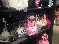 -NIKE品牌体验店(金源新燕莎店)