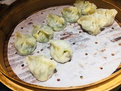 酱肉云豆蒸饺-三个渔夫·蒸汽海鲜(小白楼店)