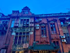 -梅龙镇酒家(南京西路总店)