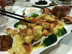 -白玉兰酒店(上海田子坊马当路地铁站店)