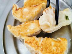 鲜肉韭菜煎饺-芬芳甜品(同福路店)