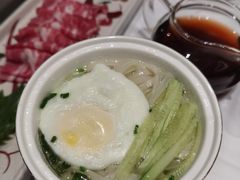 -红鼎豆捞·非遗鲍皇汤火锅(宝丰路店)