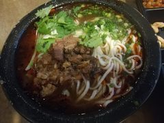 -何师烧烤·香辣蟹·川菜·30年老品牌(太古里旗舰店)