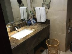 -威海铂丽斯国际大酒店(威海高铁站店)