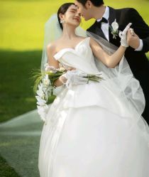 -女王风尚STUDIO·轻奢化定制