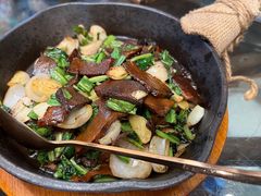 -云海肴·汽锅鸡·云南菜(天山百盛优客店)