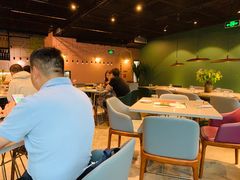 大堂-半山腰·云南菜(侨福芳草地店)