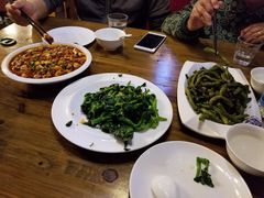 靓妹菜心-川外川(星海店)