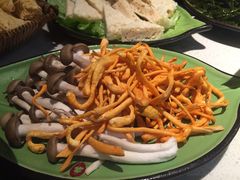 -一叶一世界·素食餐厅(锦华万达店)