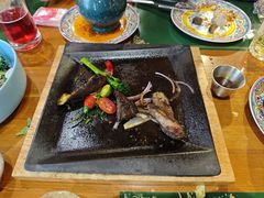 -米德维奇俄式西餐厅(西六道街店)