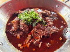 -大众跷脚牛肉馆·非遗传承单位(峨眉山店)