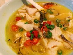 港丽酸菜鱼-港丽餐厅(高德置地店)