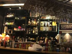 -HIHE Bistro·Oyster Bar(华熙live店)