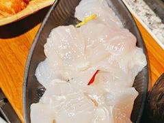 -老牌坊云南鱼豆花火锅(哈西万达店)