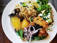 -南郊宾馆·风味自助餐厅·山东十六地市特色菜