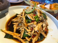 -隔壁老王·家常云南菜(花巷店)