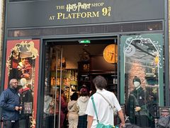 -九又四分之三站台