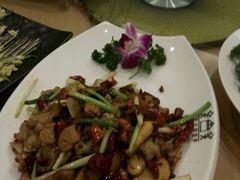 -香巴拉云南餐厅(华莱坞店)