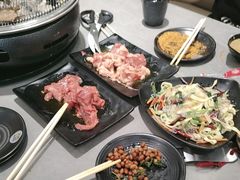 -啊美丽炭火烤肉(滑翔一店)