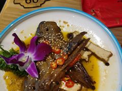 -山城外·非遗酸菜鱼(蜀都万达店)