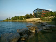 -上海滴水湖皇冠假日酒店