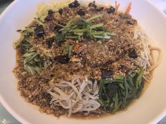 -吴记酱骨炖菜馆(西大直街店)