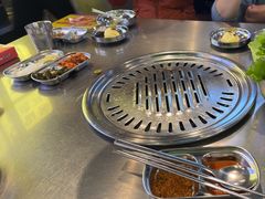 -哈哈碳都·牛肋条无限自助烤肉(台江万达店)