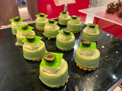 -广州花园酒店-凌璇阁360度高空海鲜自助餐CAROUSEL