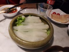 竹荪-尚尚仙·酸汤猪手·猪肚鸡火锅(华联万柳购物中心店)