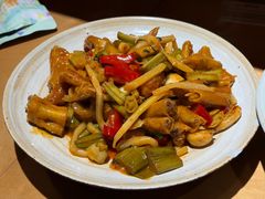酸笋芋蒙炒鸭脚-水平有限广西米粉·广西风味集(五道口店)