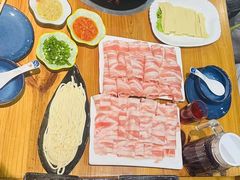 -风情丽江斑鱼火锅(孙家沟西南路80号店)