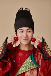 -芭莎视觉婚纱摄影(花溪店)