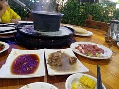 -五指山生态小黄牛(皮皮虾海鲜广场店)
