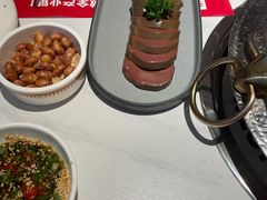 -左庭右院鲜牛肉火锅(金山万达店)