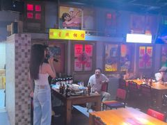 -马路牙子烧烤音乐酒馆(望京店)