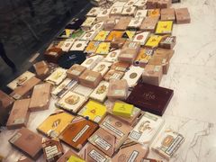 -Estaeslavida分享茄雪茄吧(亿彩购物中心店)